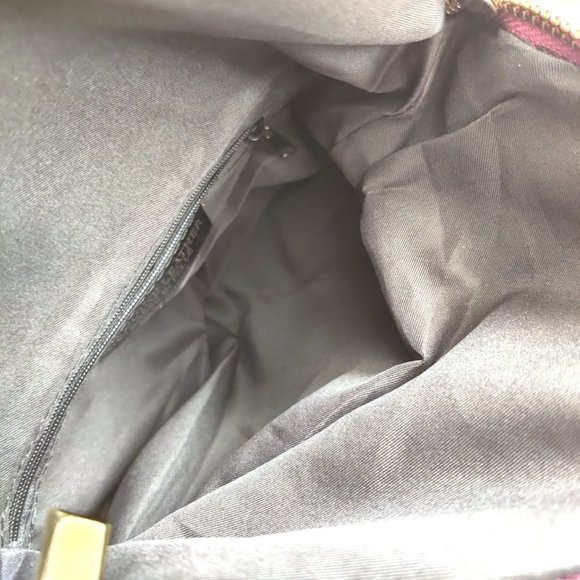 Vera Pelle Fold-over Leather Crossbody Item #3894 - Picture 6 of 9